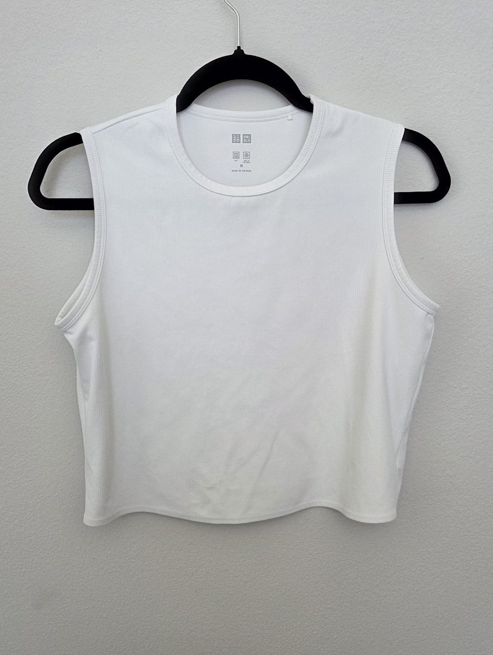 Uniqlo Women's Ribbed Sleeveless White Tank Top Medium